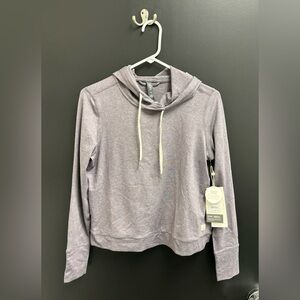 NWT Vuori Halo Essential Hoodie - Women’s Size XS in Sawyer Heather
